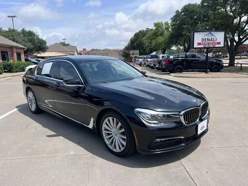 Used 2018 BMW 740i RWD image 2