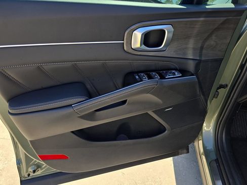 New 2026 Kia Sorento SX AWD/4WD image 18