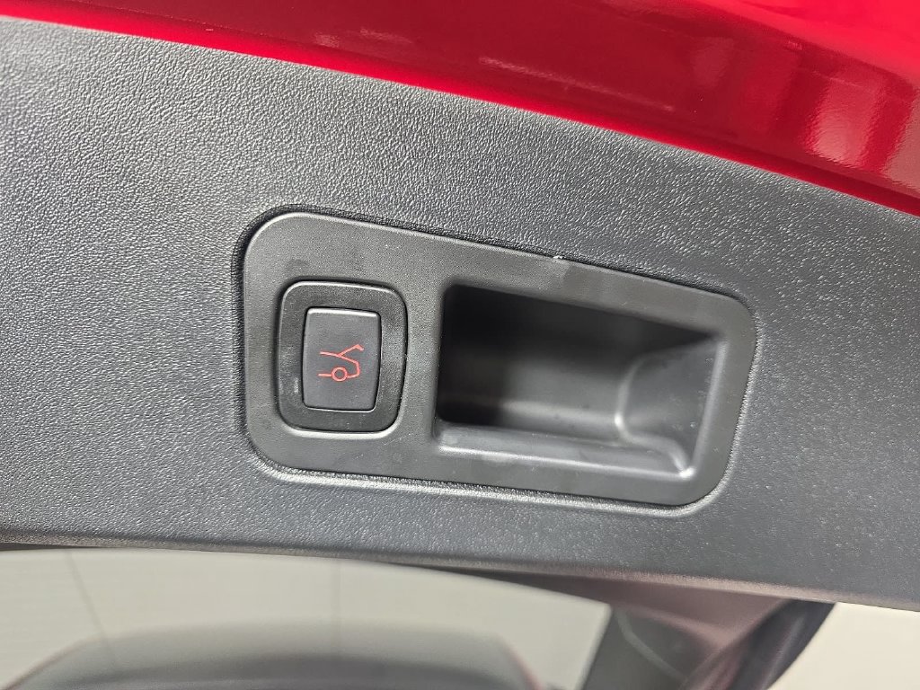 Used 2020 Tesla Model S Long Range Plus AWD/4WD image 31