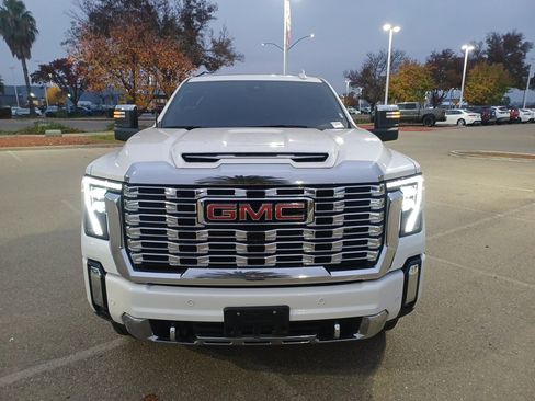 Used 2024 GMC Sierra 2500 Denali w/ Denali Reserve Package image 2