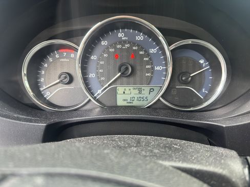 Used 2016 Toyota Corolla LE image 5