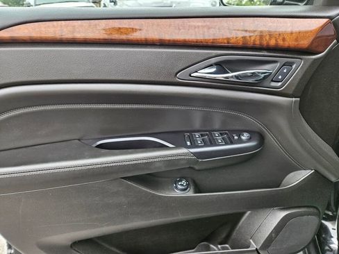 Used 2015 Cadillac SRX Luxury w/ Driver Awareness Package FWD image 18
