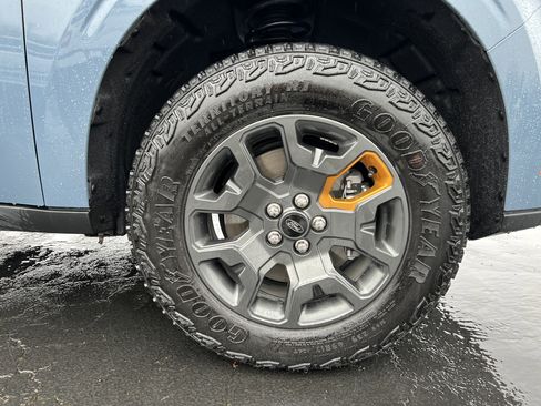 Used 2025 Ford Maverick Tremor image 11