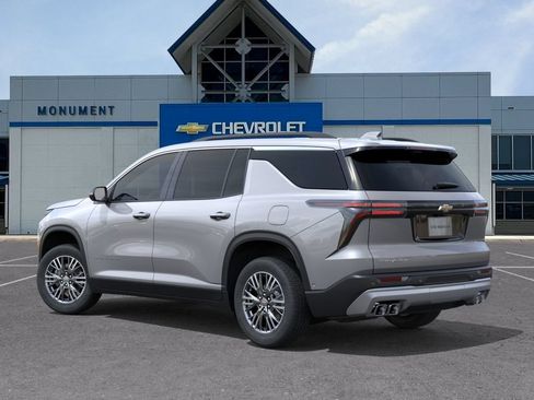 New 2027 Chevrolet Traverse LT w/ Driver Confidence Package FWD image 3