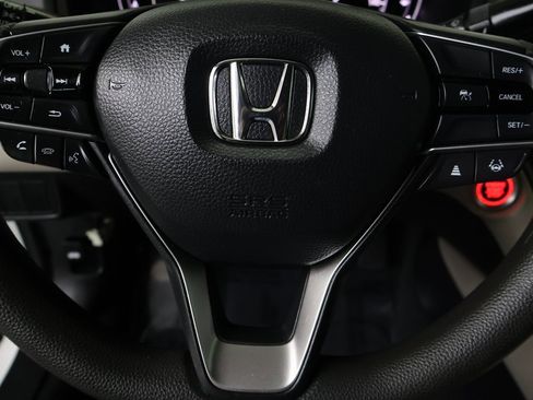 Used 2022 Honda Accord LX image 19