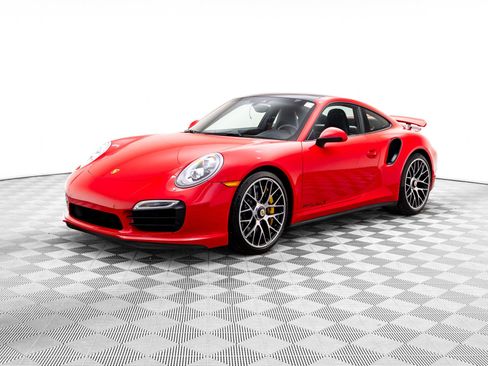 Used 2014 Porsche 911 Turbo S image 1