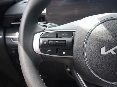 Used 2026 Kia K5 GT FWD image 43