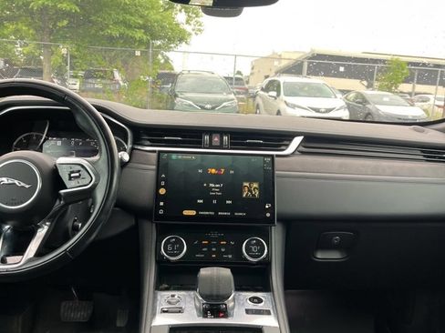 Used 2021 Jaguar F-PACE S AWD/4WD image 11