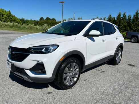 Used 2022 Buick Encore GX Essence w/ Experience Buick Package AWD/4WD image 7