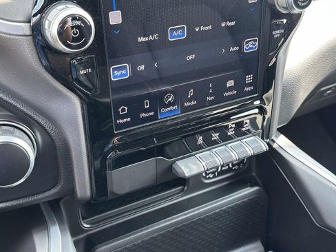 Used 2023 RAM 1500 Big Horn AWD/4WD image 30