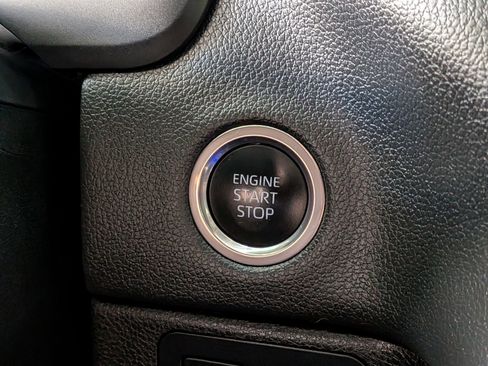 Used 2023 Toyota Tundra Limited image 23