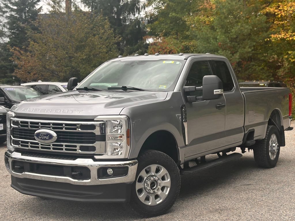 Used 2024 Ford F350 XLT w/ Snow Plow Prep Package AWD/4WD image 1