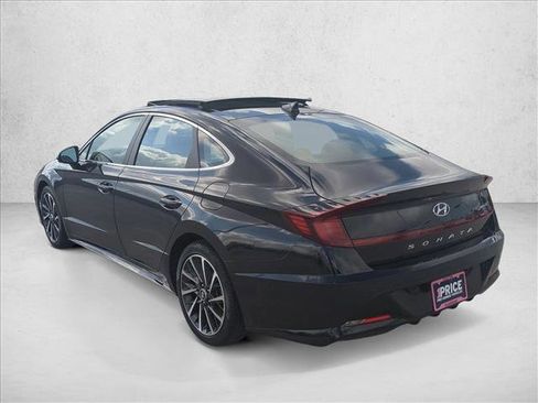 Used 2023 Hyundai Sonata Limited w/ Cargo Package image 8