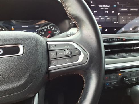 Certified 2022 Jeep Compass Limited image 17