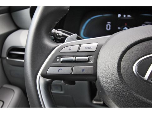 Certified 2025 Hyundai Palisade SEL FWD image 18
