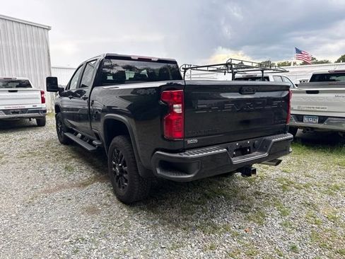 Used 2026 Chevrolet Silverado 2500 Custom w/ Custom Value Package AWD/4WD image 4
