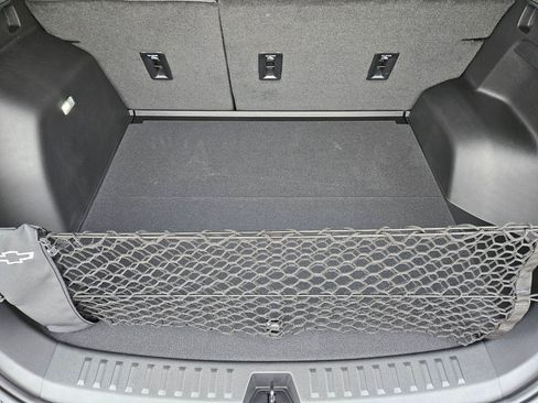 New 2026 Chevrolet Equinox LT w/ Convenience Package II FWD image 21