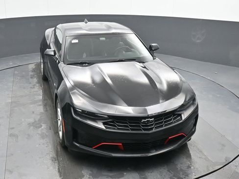Used 2019 Chevrolet Camaro LT w/ Technology Package image 35