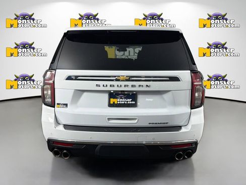 Used 2023 Chevrolet Suburban Premier image 6