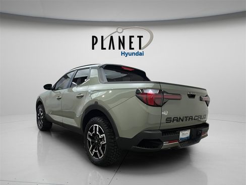 Certified 2025 Hyundai Santa Cruz Limited image 6