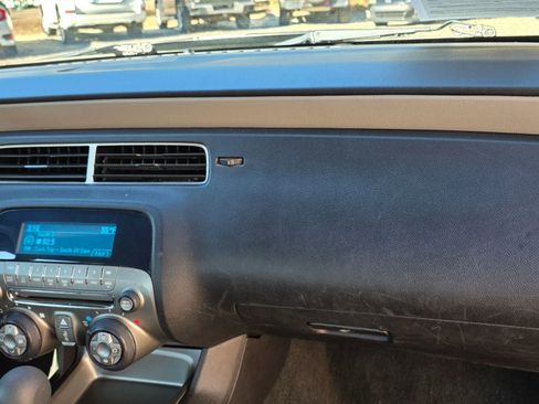 Used 2011 Chevrolet Camaro LS image 13