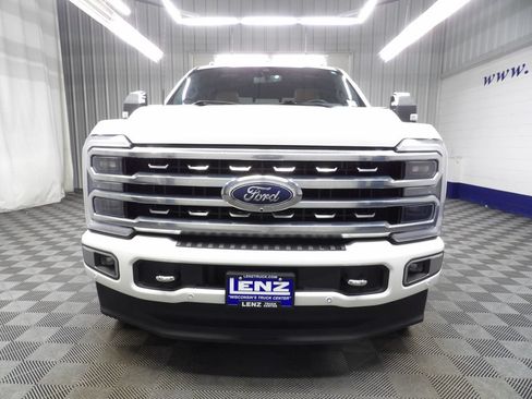 Used 2024 Ford F250 Platinum AWD/4WD image 46