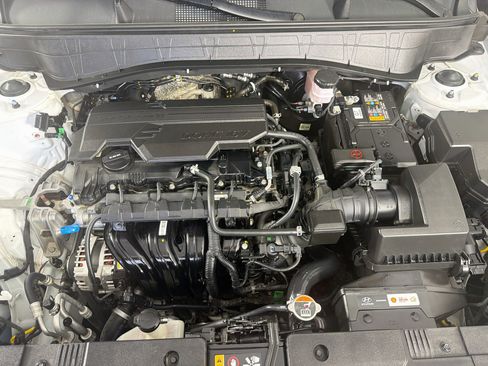 Used 2025 Hyundai Kona SEL FWD image 32