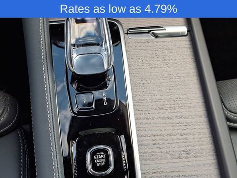 Certified 2024 Volvo XC90 T8 Ultimate w/ Lounge Package image 16