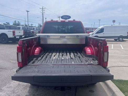 Used 2022 Ford F350 Lariat w/ Lariat Ultimate Package AWD/4WD image 15