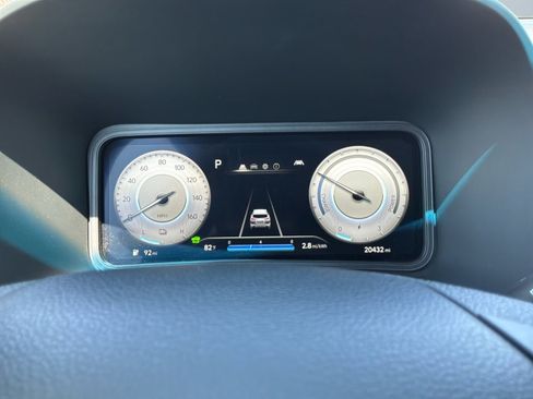 Used 2023 Hyundai Kona SE w/ Cargo Package FWD image 12