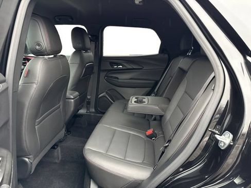Used 2024 Chevrolet TrailBlazer RS w/ Convenience Package AWD/4WD image 11