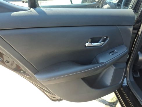 Used 2023 Nissan Sentra SV w/ All-Weather Package FWD image 8