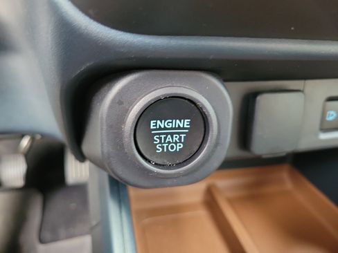 Used 2023 Ford Maverick Lariat w/ Lariat Luxury Package AWD/4WD image 18