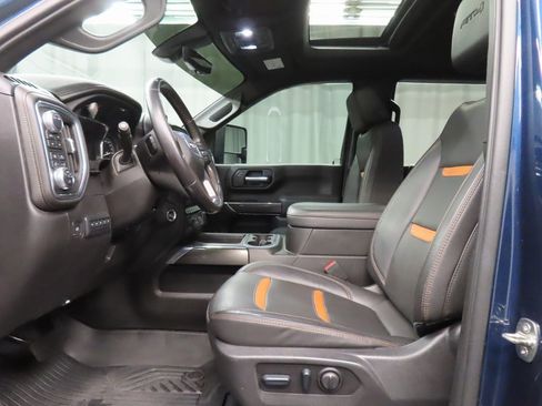 Used 2023 GMC Sierra 2500 AT4 w/ AT4 Premium Plus Package image 13