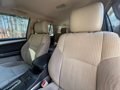 Used 2004 Toyota 4Runner Sport AWD/4WD image 14