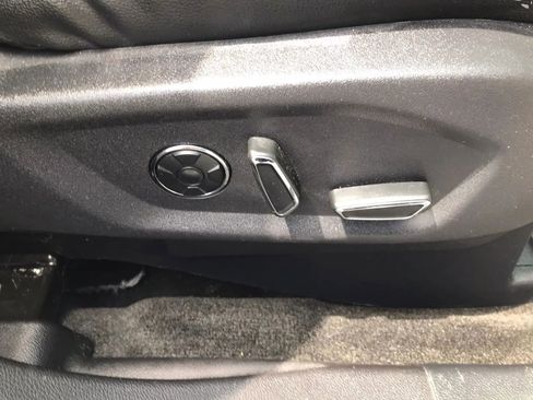 Used 2017 Ford Explorer Limited w/ Equipment Group 301A AWD/4WD image 52