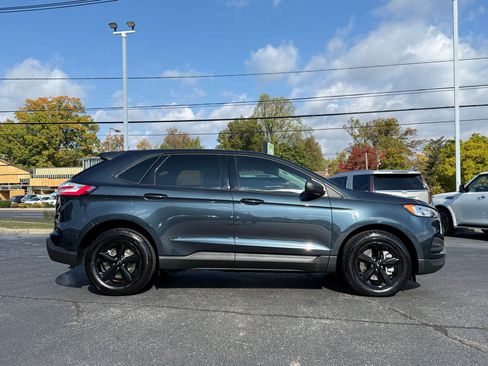 Used 2024 Ford Edge SE image 4