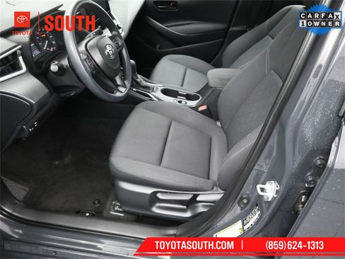 Used 2023 Toyota Corolla LE image 9