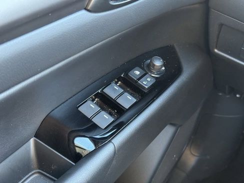 Certified 2025 MAZDA CX-5 AWD 2.5 S w/ Select Package image 33