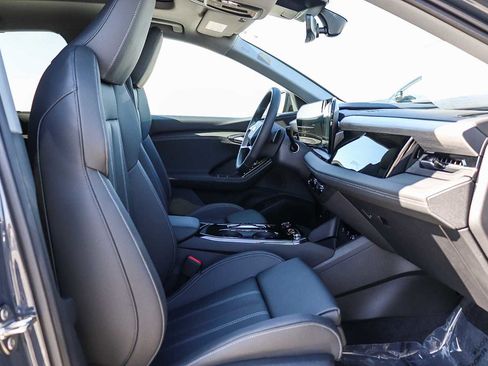 New 2025 Audi Q6 e-tron Premium Plus image 21