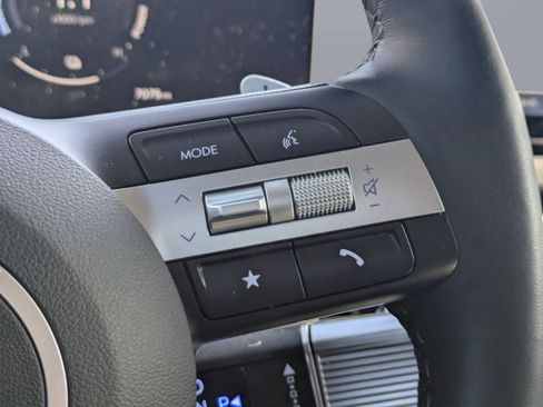 Certified 2025 Hyundai Tucson Limited image 31