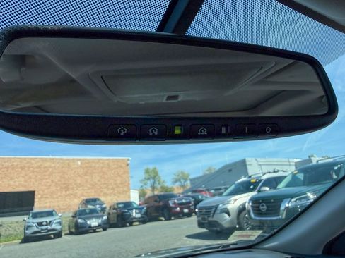 Used 2017 Nissan Altima 2.5 SV w/ Convenience Package image 15