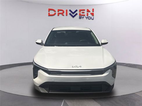 Used 2025 Kia K4 FWD image 9