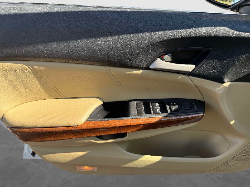 Used 2012 Honda Accord EX-L image 14