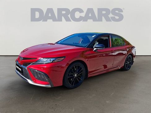 Used 2023 Toyota Camry XSE w/ Navigation Package FWD image 3