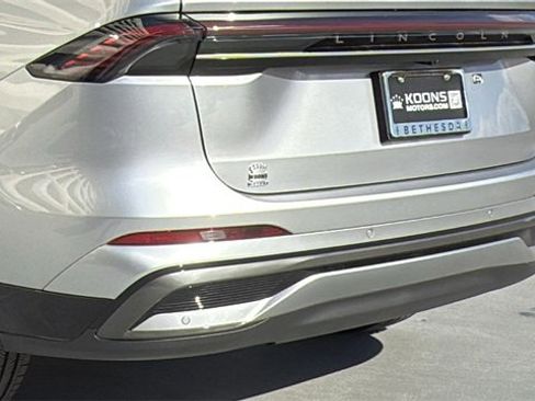 New 2026 Lincoln Nautilus Reserve w/ Jet Appearance Package image 4