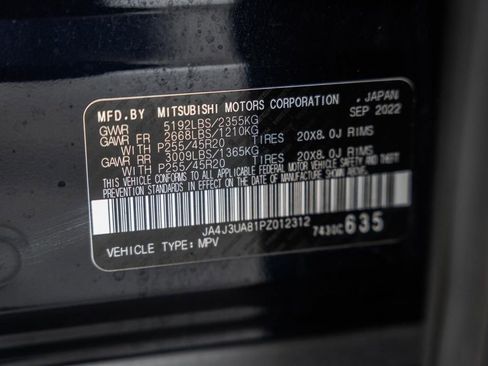 Used 2023 Mitsubishi Outlander SE Black Edition image 43