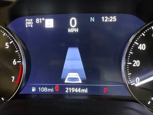 Used 2023 Buick Envision Essence w/ Technology Package I AWD/4WD image 17