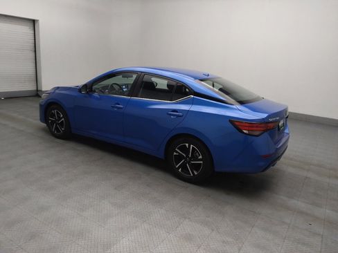 Used 2025 Nissan Sentra SV image 3