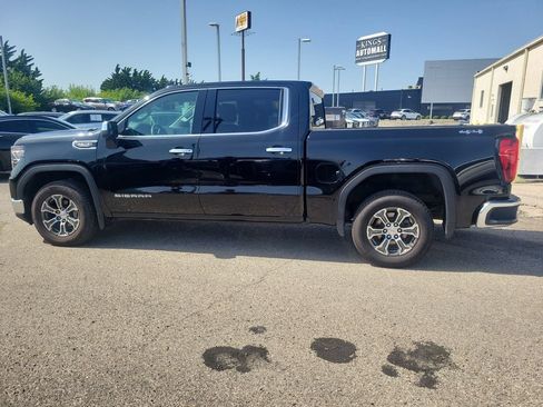 Used 2025 GMC Sierra 1500 SLT AWD/4WD image 2